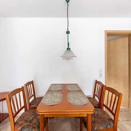 With Terrace, Cleaning Included Apartment Eisfeld