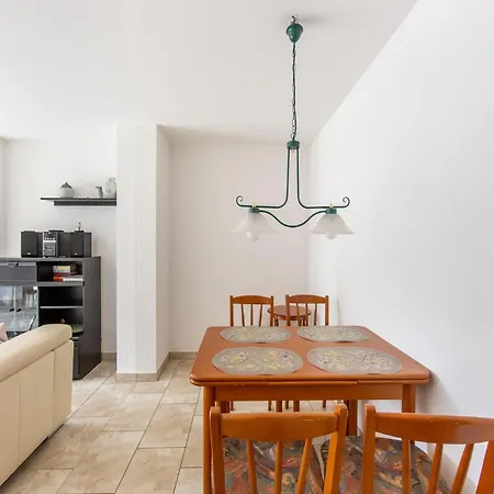 Apartment With Terrace, Cleaning Included Eisfeld